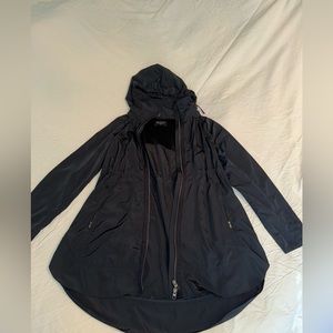 Atheleta rain coat. Size medium.